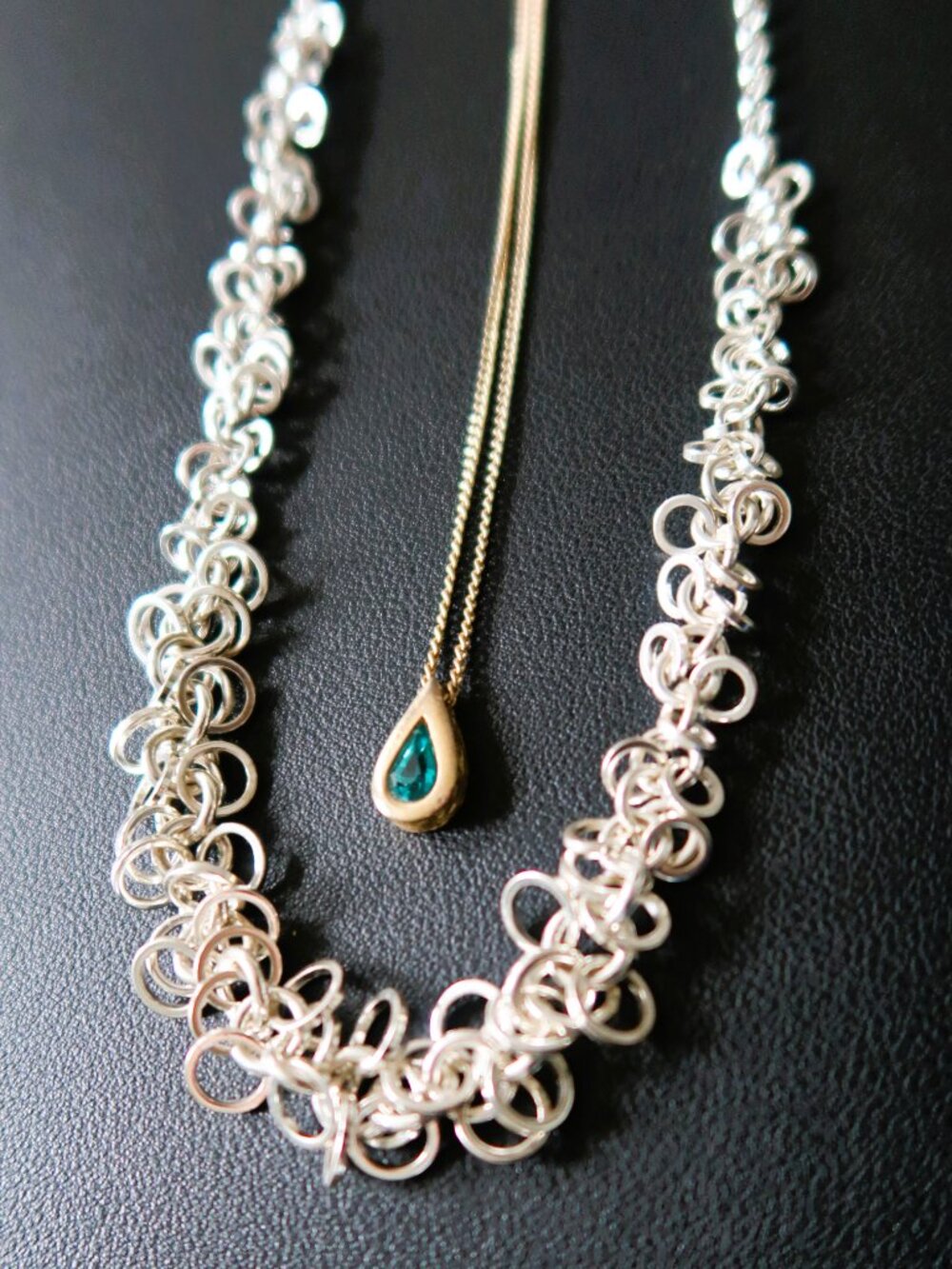 Avon Chunky Silver Ring Chain Gold Teardrop Green Stone Pendant Necklace 2 Gift